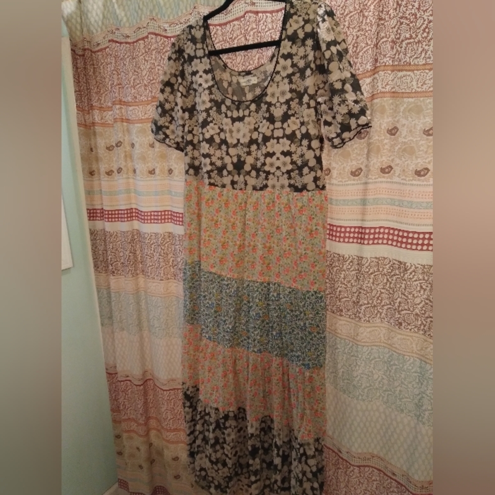 Beautiful Natural Life cotton floral maxi dress L